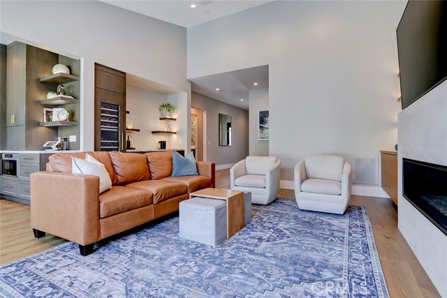 2812 Timothy Avenue, Redondo Beach, California 90278, 5 Bedrooms Bedrooms, ,4 BathroomsBathrooms,Residential,Sold,Timothy,SB23078863
