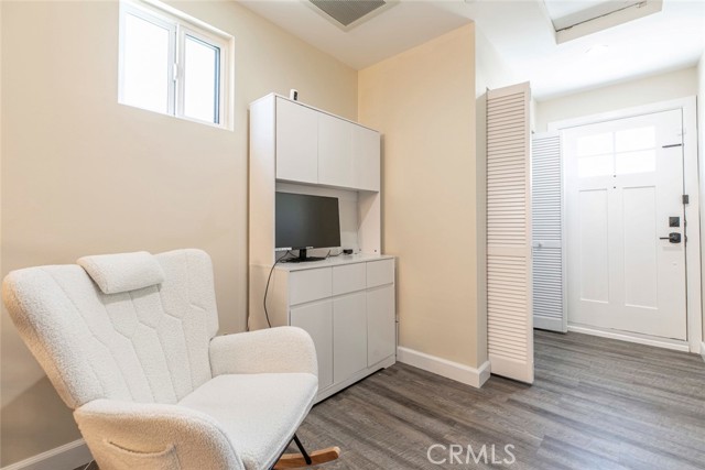 17465 Tuscan Drive, Granada Hills CA: https://media.crmls.org/medias/4f682f01-4433-46a0-a7f2-eda151d73af2.jpg