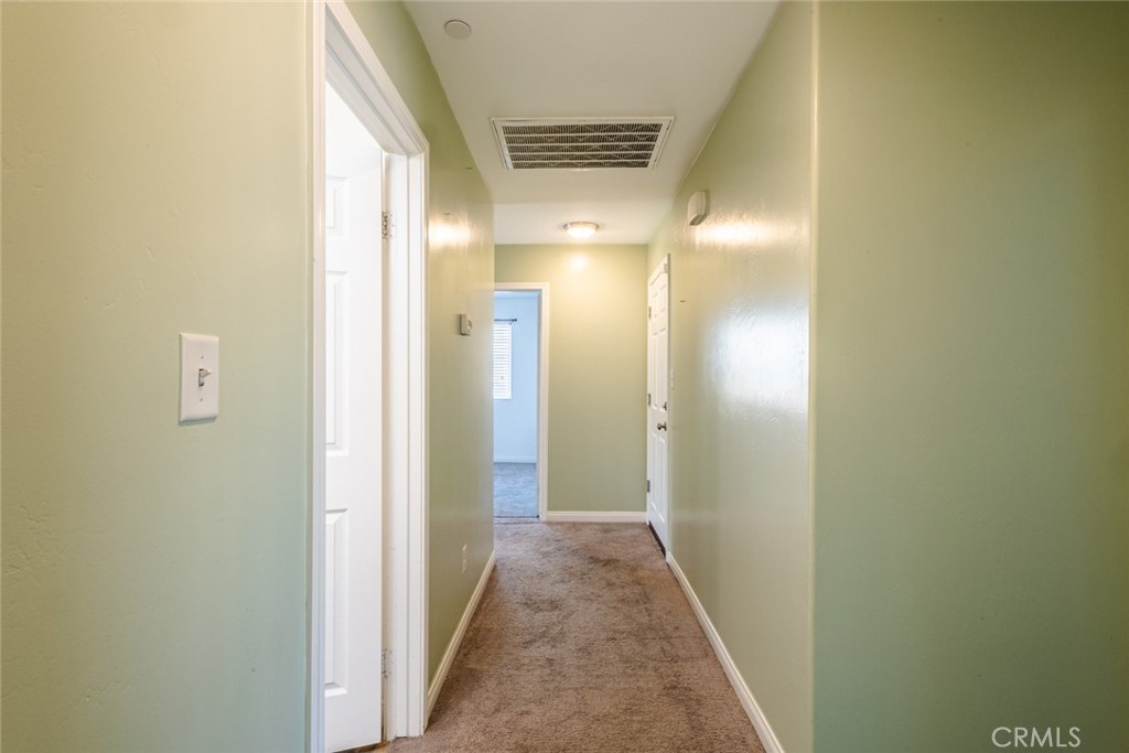 https://media.crmls.org/medias/4f6972e0-6254-41ba-885e-af830ad003e7.jpg?preset=X-Large