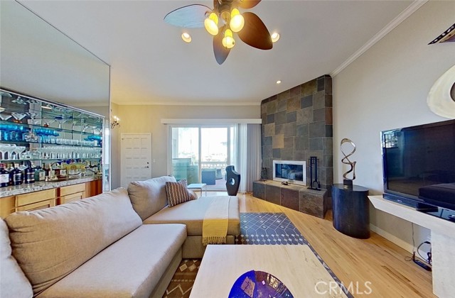 Photo #9: OC23194337 Listing 