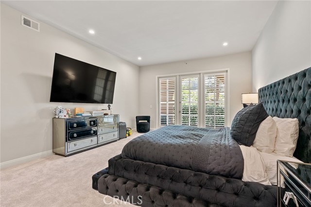 Detail Gallery Image 21 of 38 For 11500 San Vicente Bld #202,  Los Angeles,  CA 90049 - 3 Beds | 3/1 Baths