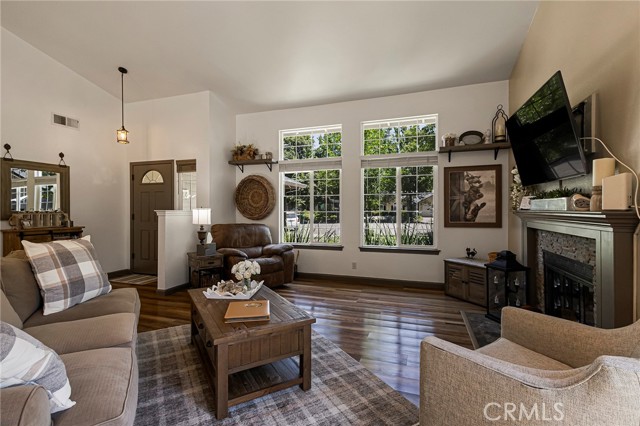 Beautiful natural light, open concept floor plan and vaulted ceilings!