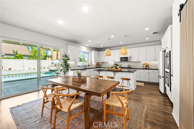 Detail Gallery Image 20 of 70 For 39120 Hidden Creek Ln, Temecula,  CA 92591 - 5 Beds | 3/1 Baths