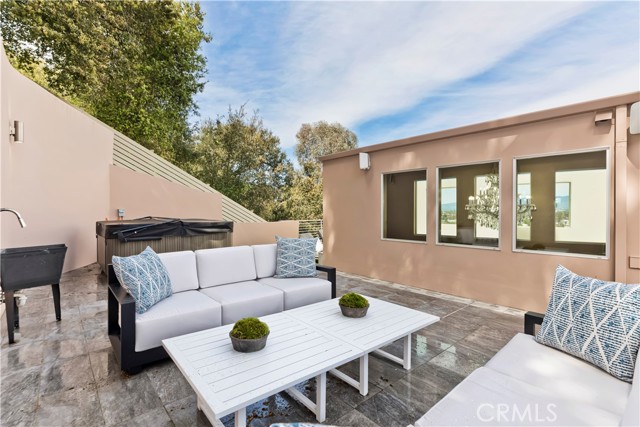 Detail Gallery Image 40 of 43 For 11698 Picturesque, Studio City,  CA 91604 - 3 Beds | 2/1 Baths