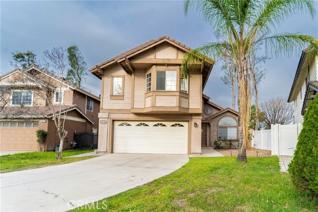 13584 Sutter Court, Fontana CA: https://media.crmls.org/medias/4f6f9c31-79ad-4ed9-b3d9-eeb85ceb84fd.jpg
