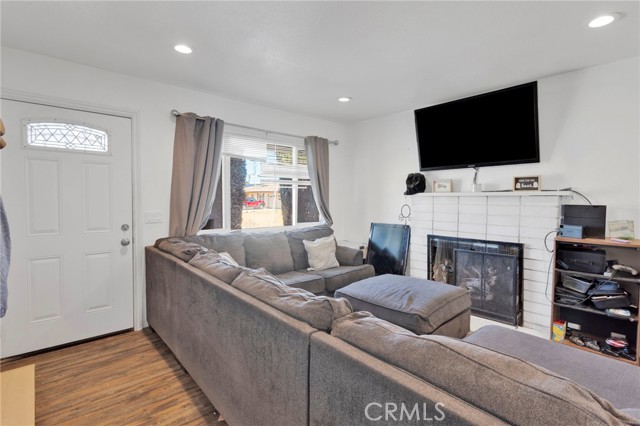 Detail Gallery Image 8 of 32 For 14961 S Culver Rd, Victorville,  CA 92394 - 4 Beds | 2 Baths