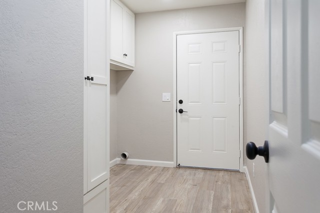 7087 W Avenue A, Rosamond CA: https://media.crmls.org/medias/4f6ff447-9c58-46e5-8dc4-89bc2c72dc70.jpg