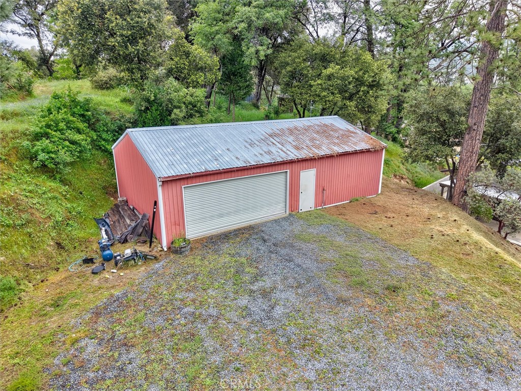 https://media.crmls.org/medias/4f706632-cada-4192-962d-76eb00a64d97.jpg?preset=X-Large