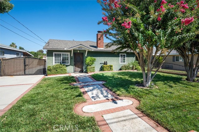 25112 De Wolfe Road, Newhall CA: https://media.crmls.org/medias/4f70be02-8686-4416-a73c-6491aec1d14e.jpg