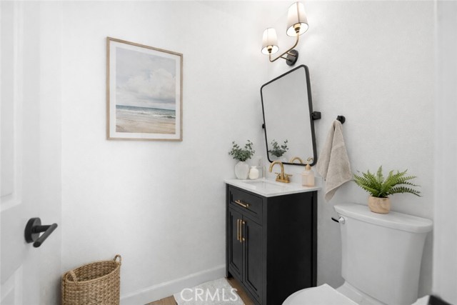 Detail Gallery Image 14 of 45 For 1394 La Culebra Cir, Camarillo,  CA 93012 - 4 Beds | 2/1 Baths