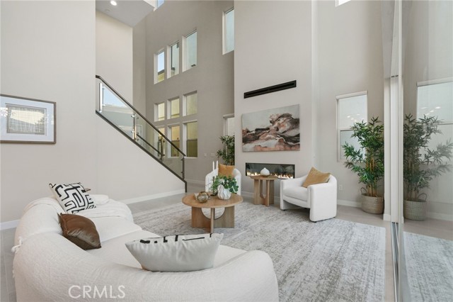 Detail Gallery Image 6 of 37 For 1155 Poppy Ct, Montebello,  CA 90640 - 5 Beds | 5 Baths