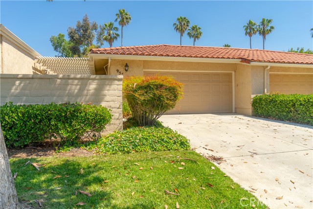 955 Pebble Beach Dr, Upland, CA 91784