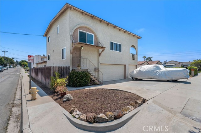 2622 Graham Avenue, Redondo Beach, California 90278, 5 Bedrooms Bedrooms, ,3 BathroomsBathrooms,Residential,For Sale,Graham,SB24145584