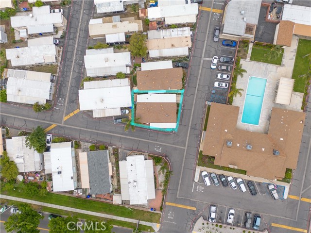 250 N Linden Avenue, Rialto CA: https://media.crmls.org/medias/4f718775-9d4e-41ec-a3ca-95238389df5e.jpg