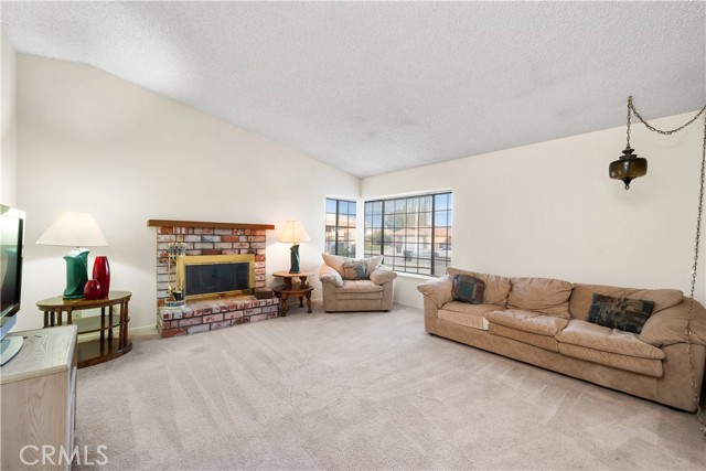 Detail Gallery Image 7 of 39 For 15164 Mesquite Ave, Victorville,  CA 92394 - 3 Beds | 2 Baths