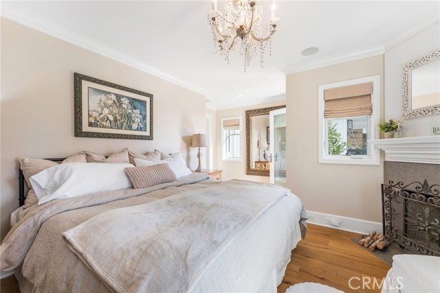 Detail Gallery Image 19 of 37 For 220 Coral, Newport Beach,  CA 92662 - 3 Beds | 3/1 Baths