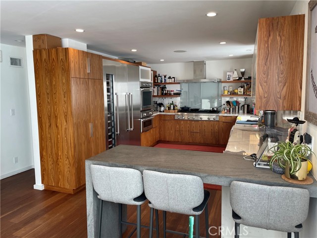 1501 Crest Drive, Manhattan Beach CA: https://media.crmls.org/medias/4f7361a1-3840-4858-883f-5fc7e6b00da1.jpg