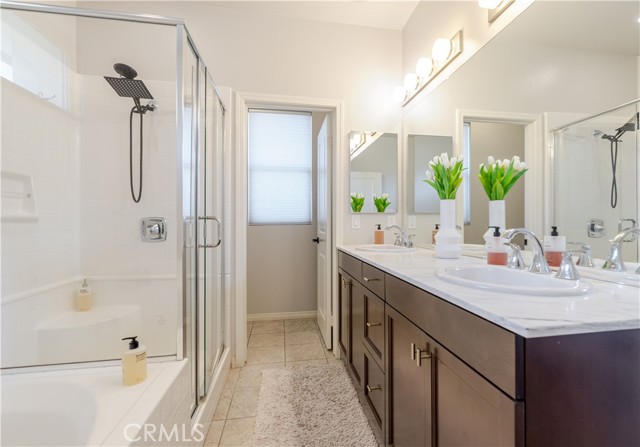 Detail Gallery Image 23 of 55 For 12017 Rock Creek Ct, Hawthorne,  CA 90250 - 4 Beds | 2/1 Baths
