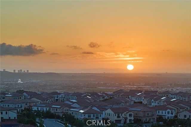 Detail Gallery Image 16 of 52 For 103 Oakstone, Irvine,  CA 92618 - 4 Beds | 3 Baths