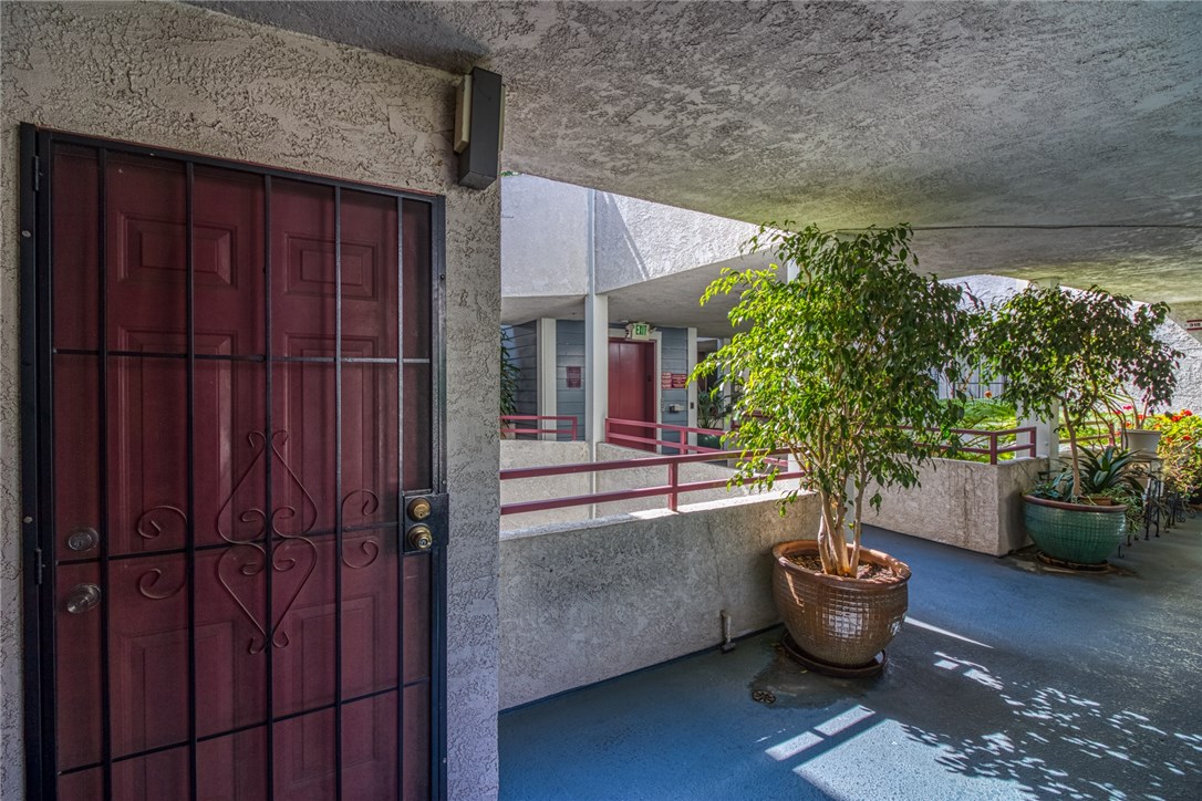 Detail Gallery Image 5 of 30 For 730 W 4th St #306,  Long Beach,  CA 90802 - 2 Beds | 2 Baths