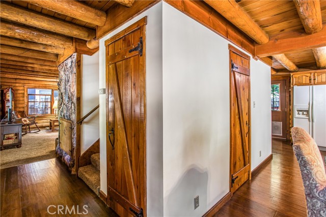 Detail Gallery Image 23 of 62 For 24882 Felsen Dr, Crestline,  CA 92325 - 4 Beds | 2/1 Baths