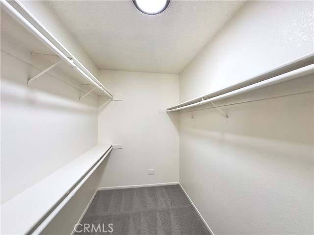 22311 Thunderbird Road, Apple Valley CA: https://media.crmls.org/medias/4f753a0b-eba9-40e3-949b-164234d4de71.jpg