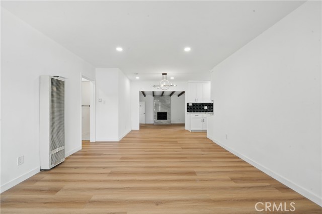 611 S Thorson Avenue, Compton CA: https://media.crmls.org/medias/4f770a99-daed-467a-ab06-225f1b38d1ae.jpg
