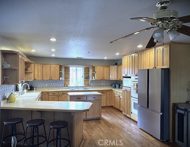 Detail Gallery Image 2 of 31 For 361 Spur, Norco,  CA 92860 - 4 Beds | 2 Baths