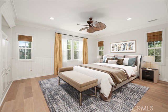 20 Townsend, Irvine CA: https://media.crmls.org/medias/4f780d57-5467-4593-ac27-e5a6fdd0fe90.jpg