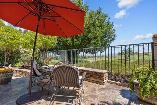 25542 Via Ventana, Valencia CA: https://media.crmls.org/medias/4f783163-3db0-4cb0-bacc-db9dd718d10f.jpg