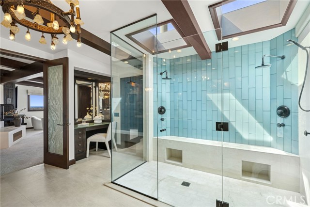 Detail Gallery Image 38 of 55 For 3150 Breakers, Corona Del Mar,  CA 92625 - 4 Beds | 5 Baths