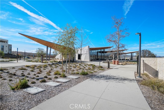 Detail Gallery Image 50 of 71 For 26799 Keystone Loop, Valencia,  CA 91381 - 3 Beds | 3 Baths