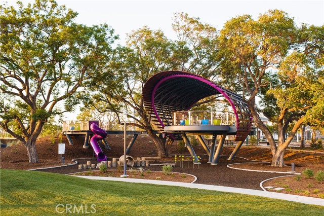 Detail Gallery Image 8 of 8 For 108 Creation, Irvine,  CA 92618 - 6 Beds | 5 Baths