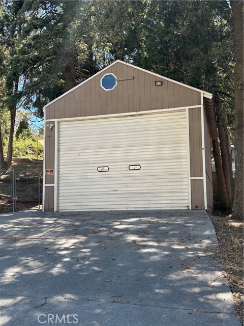 29145 Hook Creek, Cedar Glen, CA 92321