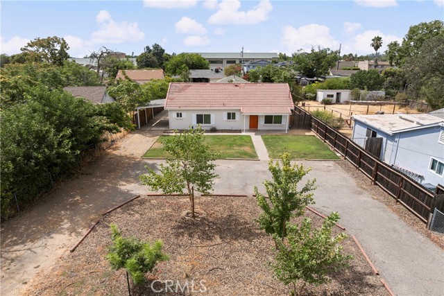 112 E Tehama Street, Orland CA: https://media.crmls.org/medias/4f7b2d5e-fb65-4ccc-83ec-851d415f6f92.jpg