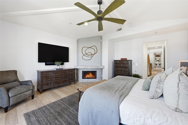 Detail Gallery Image 33 of 71 For 406 S Gertruda, Redondo Beach,  CA 90277 - 5 Beds | 4/1 Baths