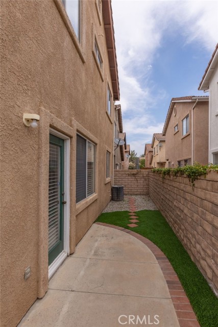 Detail Gallery Image 28 of 32 For 1654 Rush Haven Way, Simi Valley,  CA 93065 - 3 Beds | 2/1 Baths