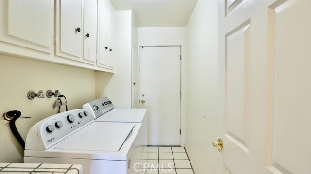 Detail Gallery Image 18 of 29 For 5714 Alder Ridge Dr, La Canada Flintridge,  CA 91011 - 4 Beds | 3 Baths