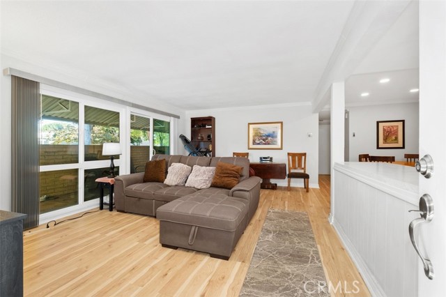 Detail Gallery Image 7 of 60 For 2118 via Puerta #D, Laguna Woods,  CA 92637 - 2 Beds | 2 Baths