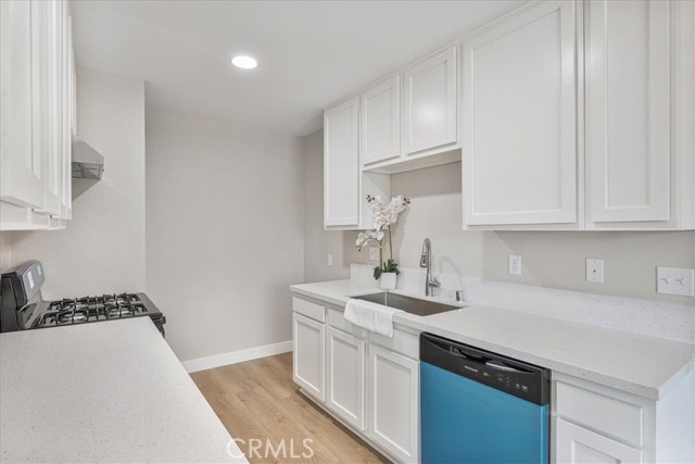 Detail Gallery Image 9 of 25 For 15475 Shadow Mountain Ln, Lake Elsinore,  CA 92530 - 3 Beds | 2 Baths