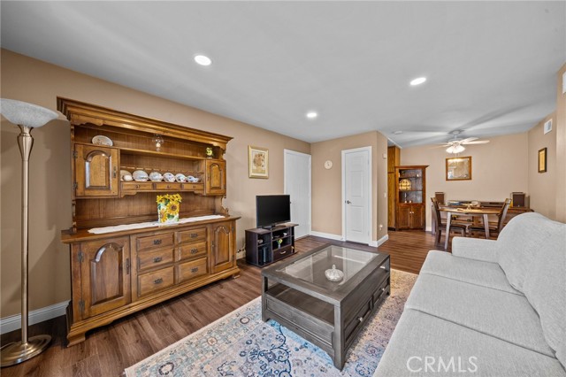 Detail Gallery Image 7 of 29 For 8990 19th St #297,  Rancho Cucamonga,  CA 91701 - 2 Beds | 2 Baths