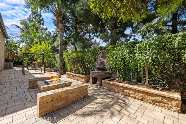 Detail Gallery Image 33 of 37 For 74 Linhaven, Irvine,  CA 92602 - 5 Beds | 3/1 Baths