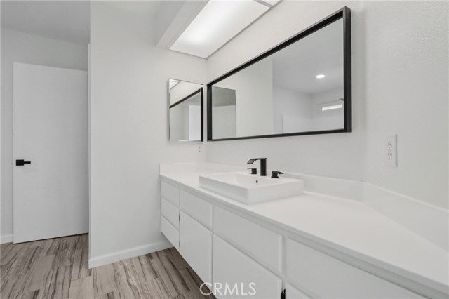 Detail Gallery Image 21 of 39 For 1 Vista Sierra, Rancho Santa Margarita,  CA 92688 - 3 Beds | 2/1 Baths