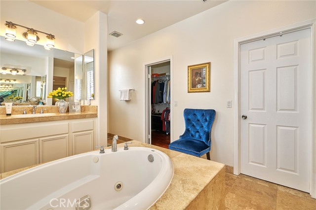 Detail Gallery Image 36 of 67 For 25010 Cliffrose St, Corona,  CA 92883 - 6 Beds | 4/1 Baths