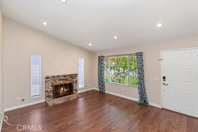 Detail Gallery Image 4 of 20 For 1249 Melville Dr, Riverside,  CA 92506 - 4 Beds | 2 Baths