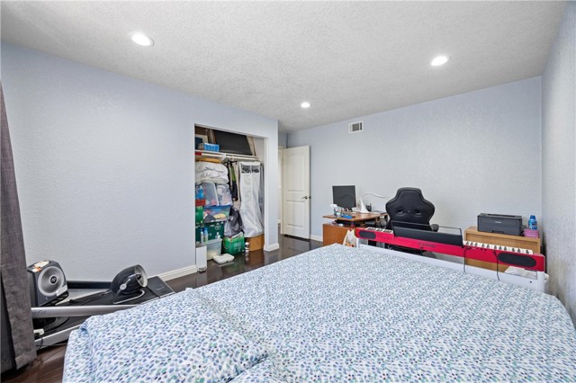 1838 S Artesia Street, Santa Ana CA: https://media.crmls.org/medias/4f82538e-2786-4a41-91c6-f5d7ea5428b7.jpg