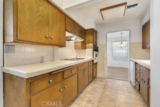 Detail Gallery Image 14 of 27 For 338 N Mariposa, Burbank,  CA 91506 - 2 Beds | 2 Baths