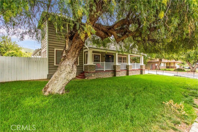 391 W Gilman Street, Banning CA: https://media.crmls.org/medias/4f837e63-2081-4b1d-90a6-79aa8a178fdc.jpg