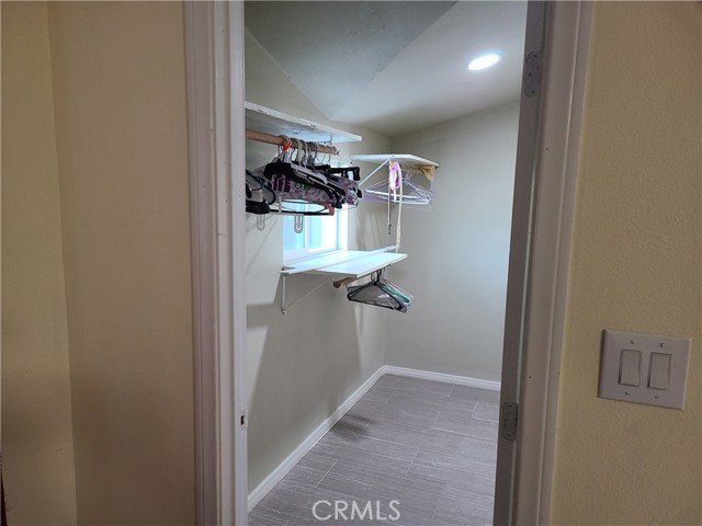 Detail Gallery Image 8 of 34 For 11685 Holmes, Jurupa Valley,  CA 91752 - 5 Beds | 2/1 Baths