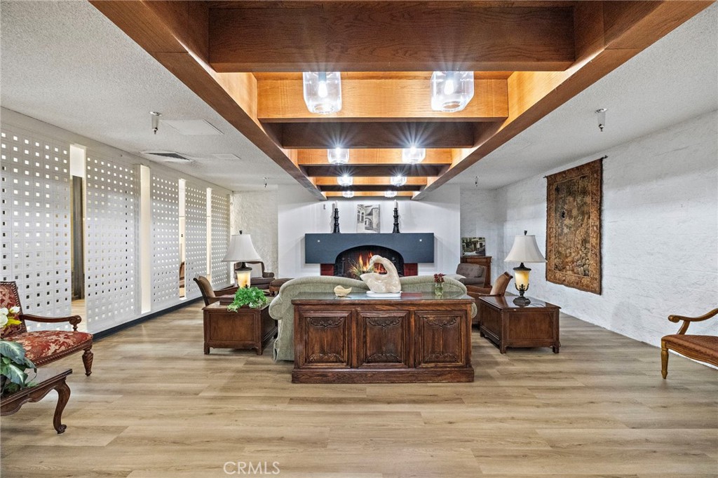 MLS #OC25235861 image #33